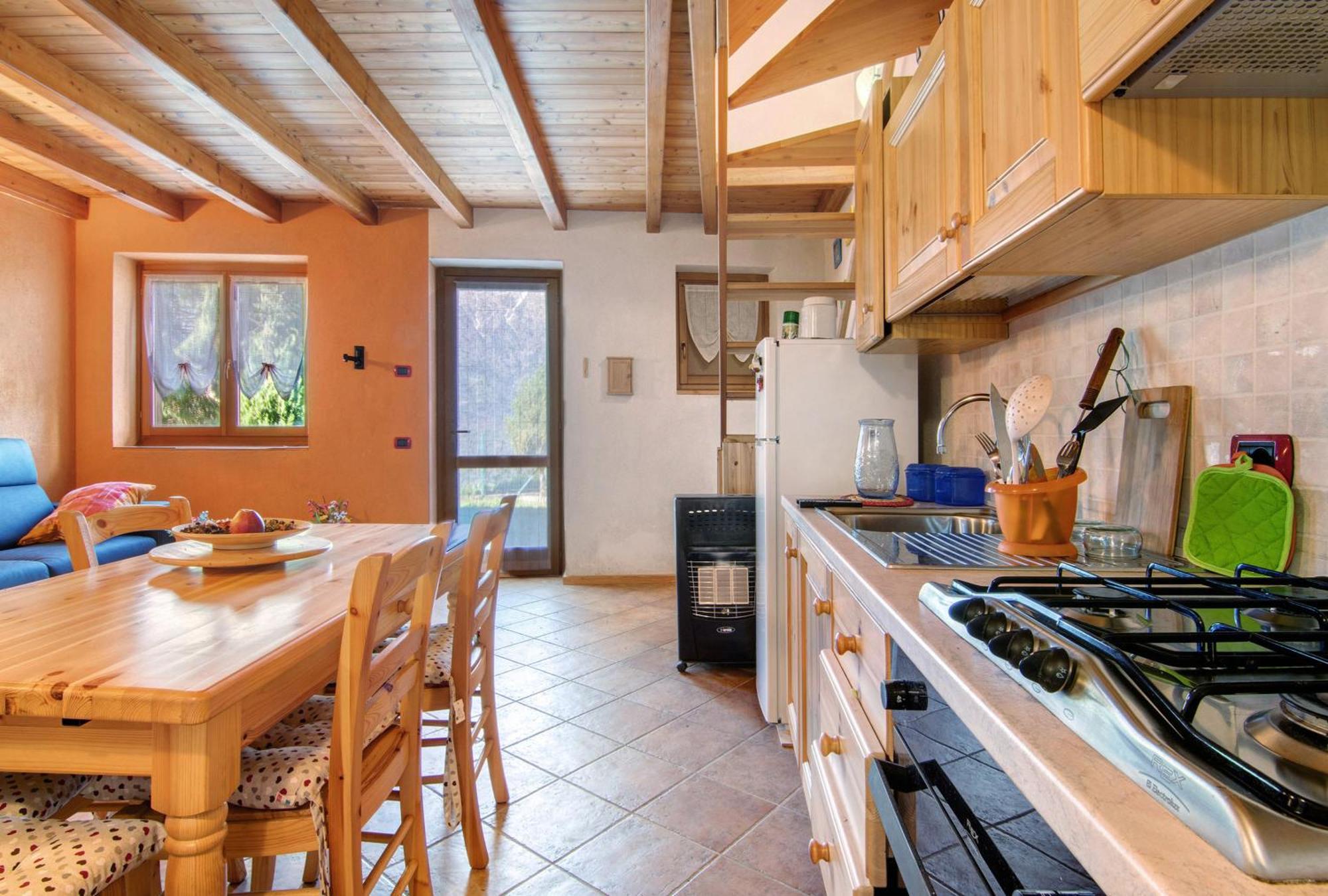 Lake And Mountain Holiday Sacco  Exterior foto