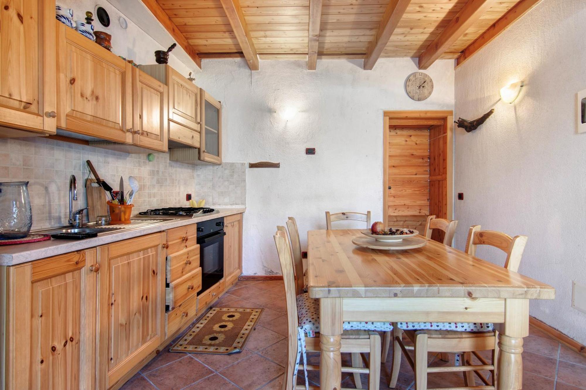 Lake And Mountain Holiday Sacco  Exterior foto
